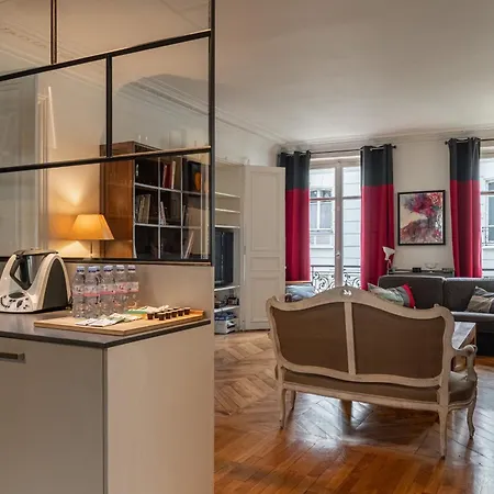 Montmartre - Sacre-coeur L Spacious - Luminous Appartement